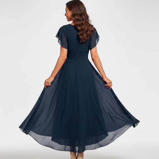 Veromida – elegancka sukienka maxi z dekoltem V